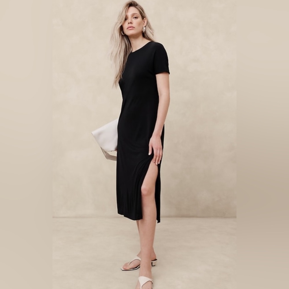 BANANA REPUBLIC CREPE MIDI T-SHIRT DRESS